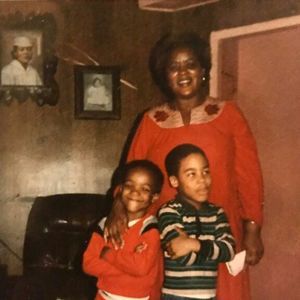 Meet your Posher, Troy